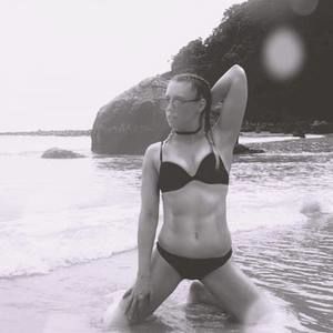 Meet your Posher, Rebecca